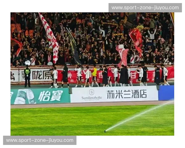 中乙俱乐部转会新闻:新援加入掀风云,赛场将迎巨变 中乙俱乐部转会新闻:新援加入掀风云,赛场将迎巨变
